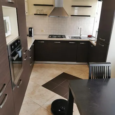 Great Black Sea View アパート