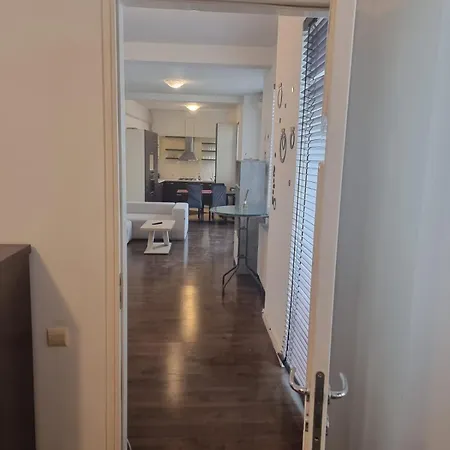 Great Black Sea View アパート